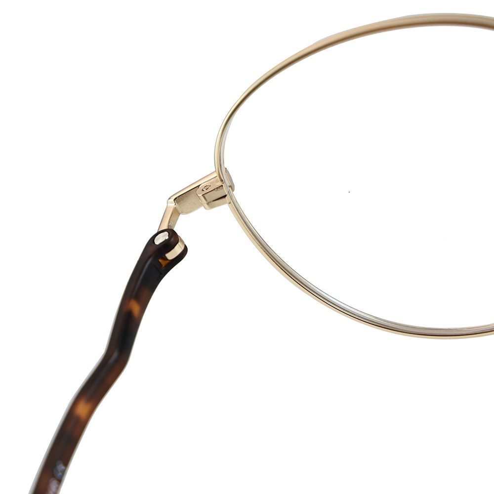 Gafas de sol modernas con protección UV y polígono con montura pequeña